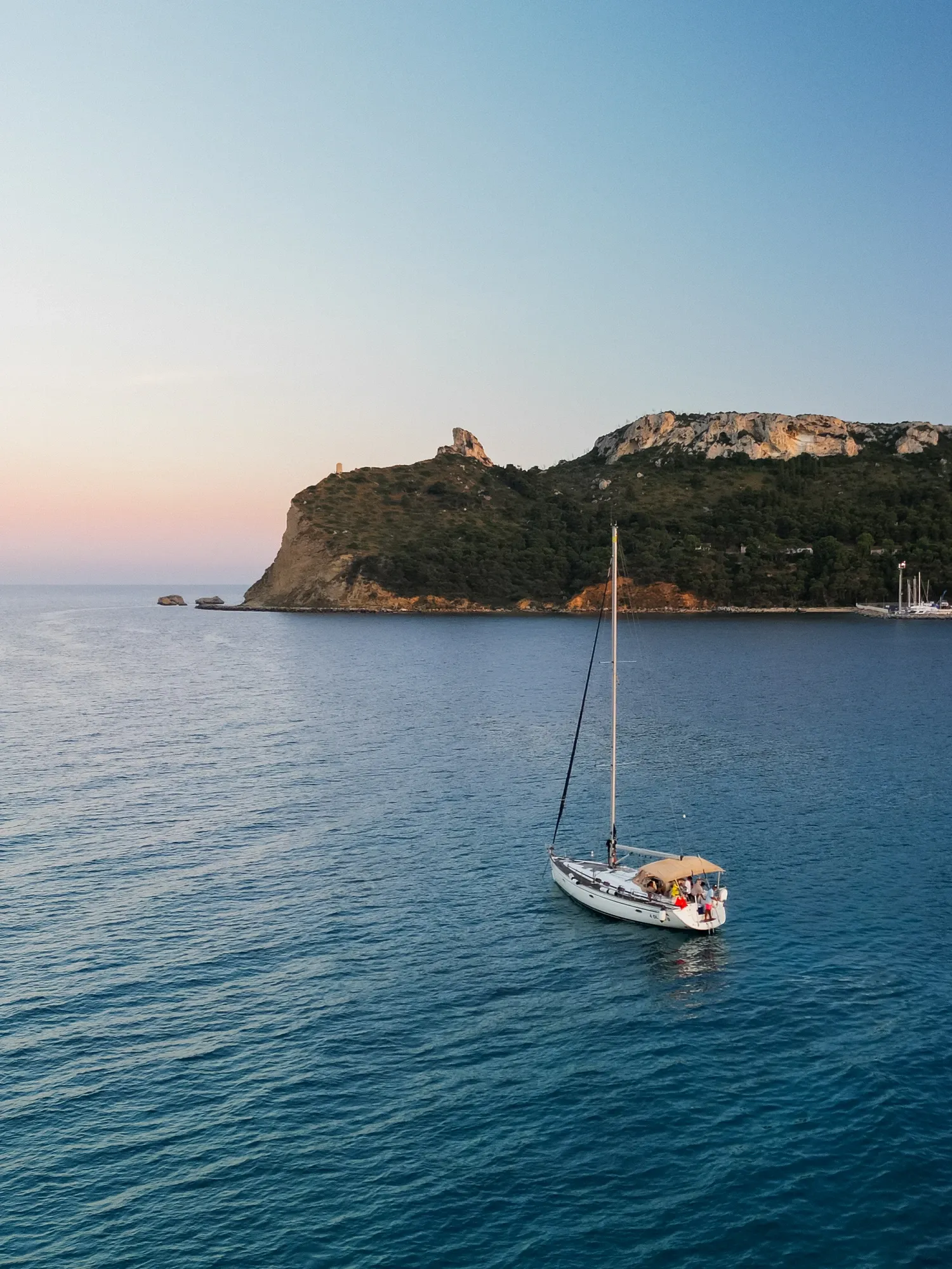 Sunset Aperitivo Boat Tour - Image 4