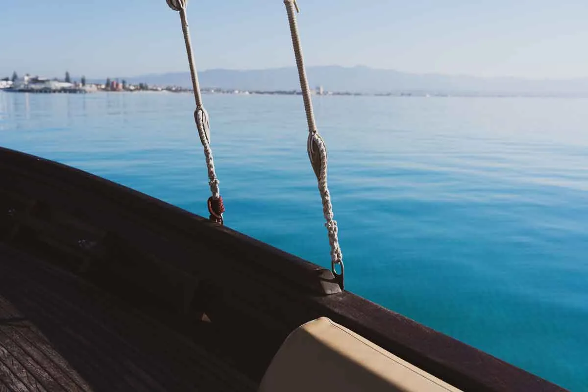 Tour en Bateau Traditionnel Gozzo - Image 4