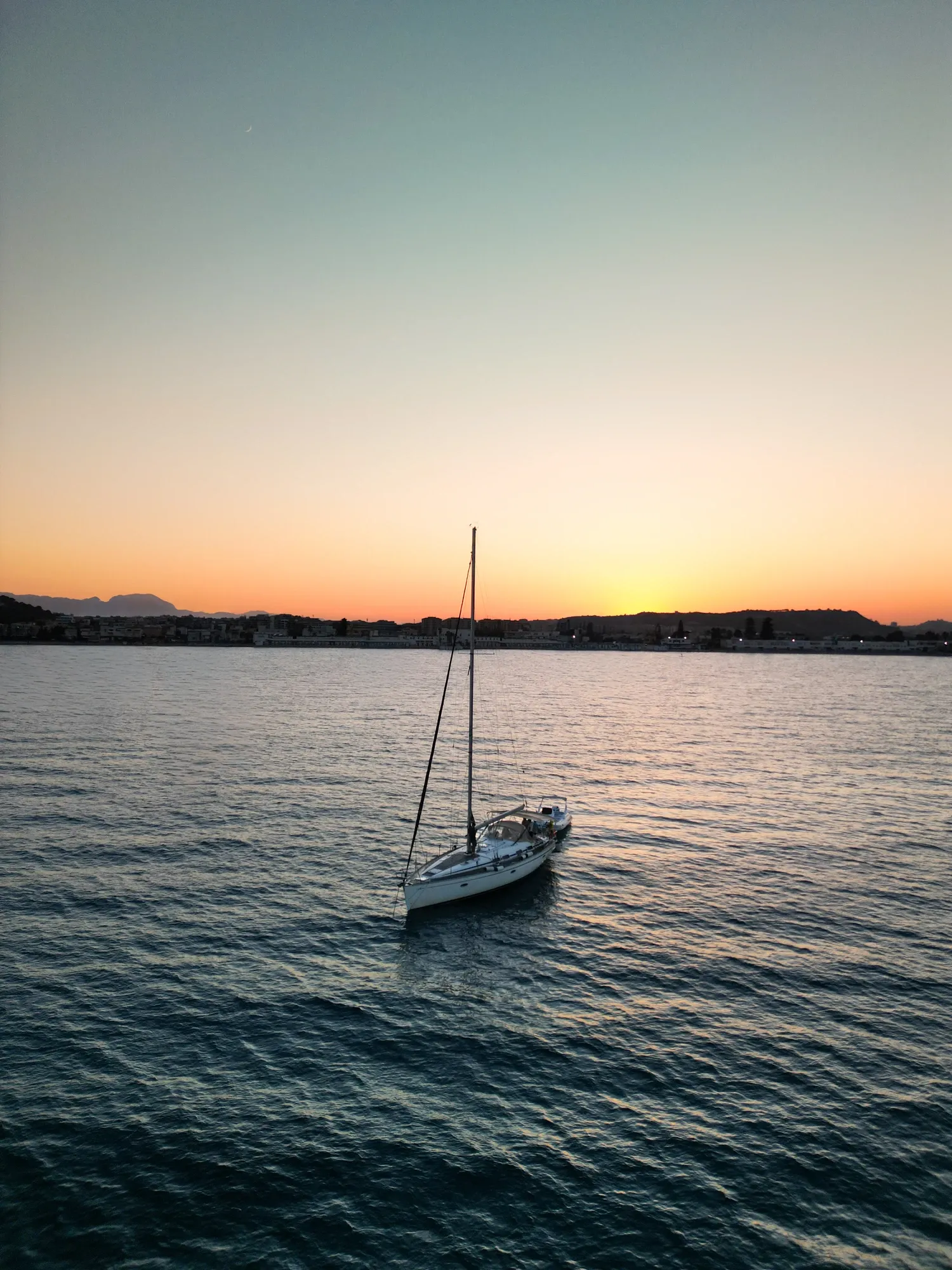 Sunset Aperitivo Boat Tour - Image 2